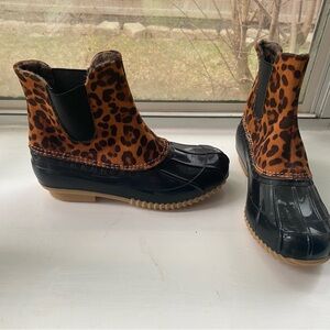 New! Women’s Leopard Print Rain Boots 8